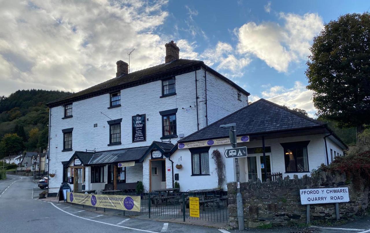 Oyo Glyn Valley Hotel Llansantffraid Glyn Ceiriog Exterior foto