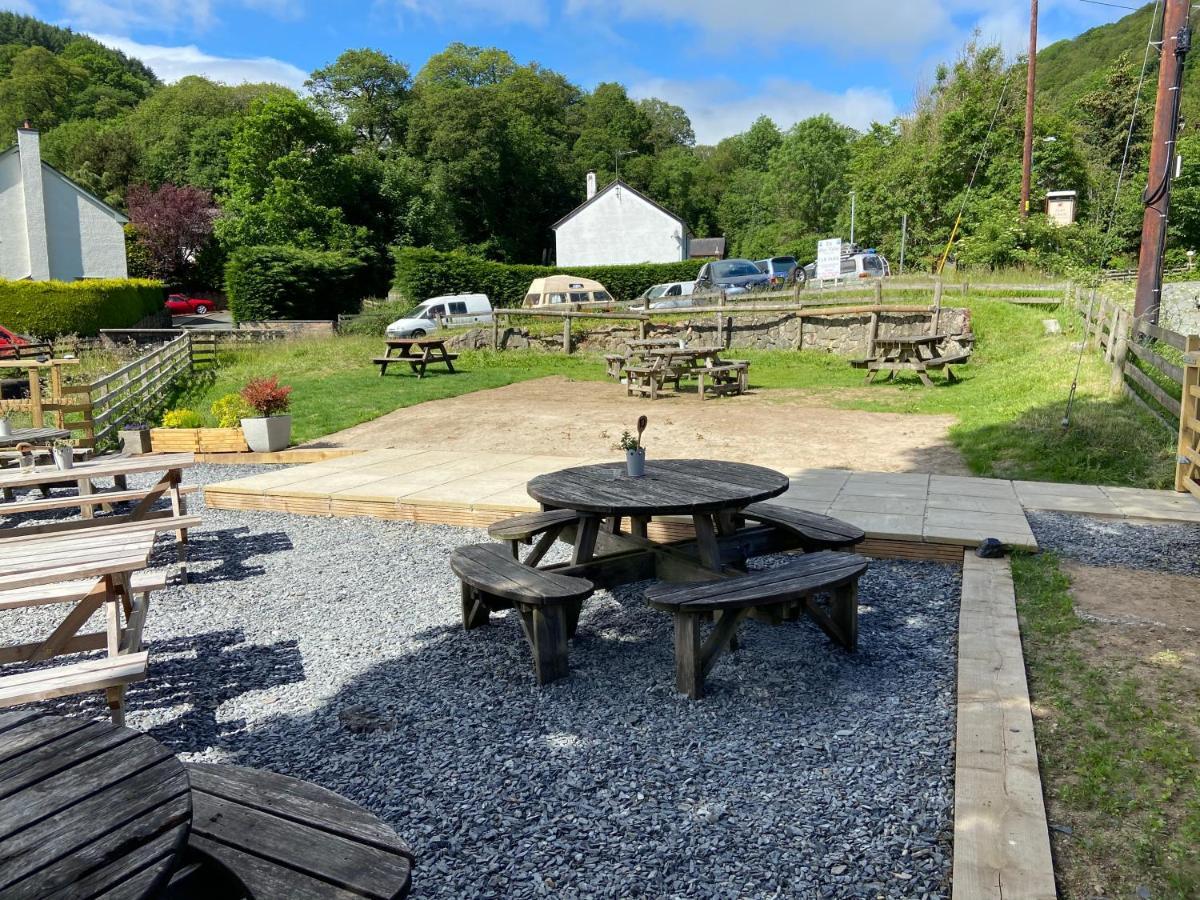 Oyo Glyn Valley Hotel Llansantffraid Glyn Ceiriog Exterior foto